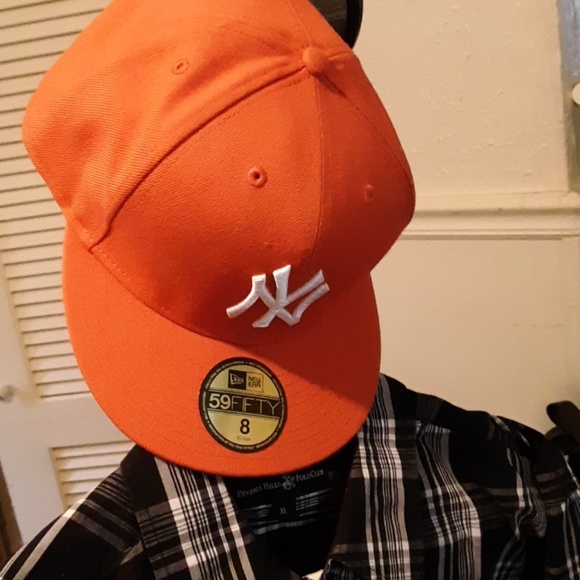 Baseball cap - Picture 2 of 6